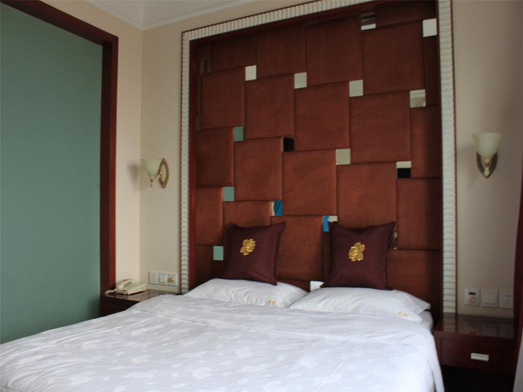 Baotou West Lake Hotel Habitación foto